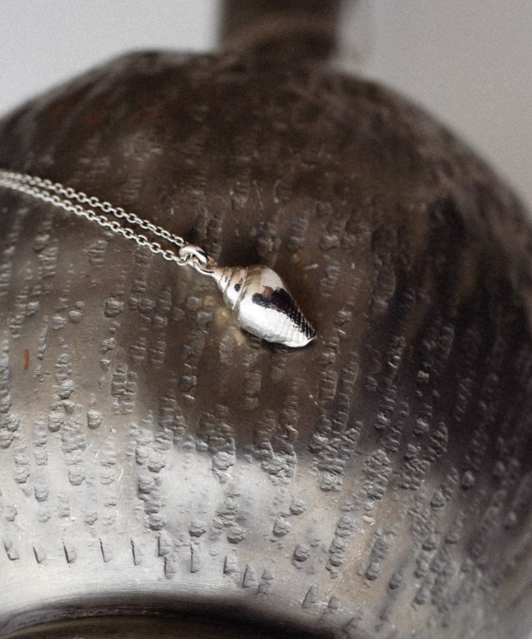 即完売‼️【Llife】VOLUTA SHELL NECKLACE LIDNM / Llife ONLINE STORE