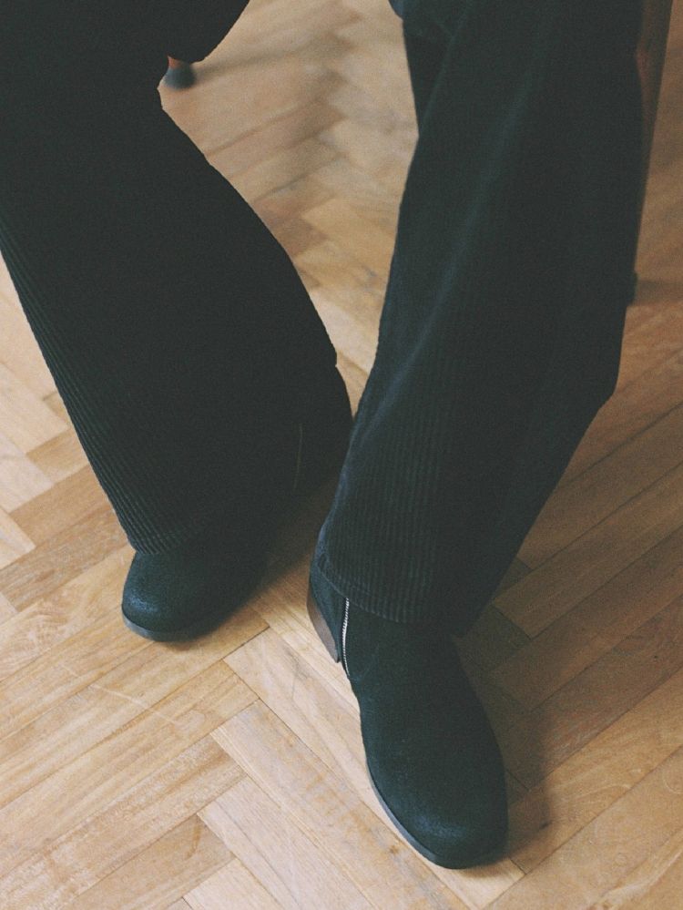 Llife SLIGHT SQUARE ZIP BOOTS