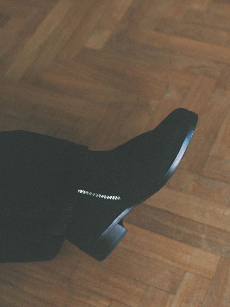 Llife SLIGHT SQUARE ZIP BOOTS