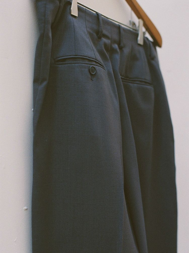 Llife DOBBY MESH BAGGY SLACKS