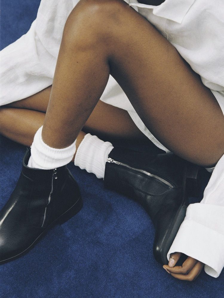 Llife SLIGHT SQUARE ZIP BOOTS