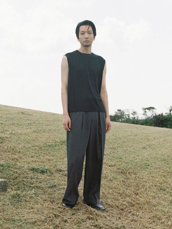 MERINO WOOL SLEEVELESS TEE