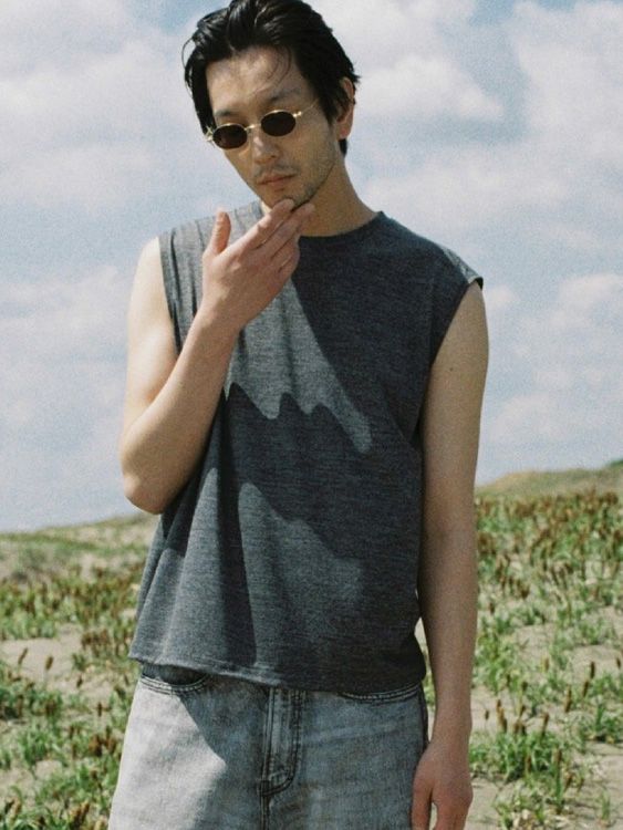 MERINO WOOL SLEEVELESS TEE