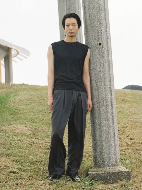 MERINO WOOL SLEEVELESS TEE