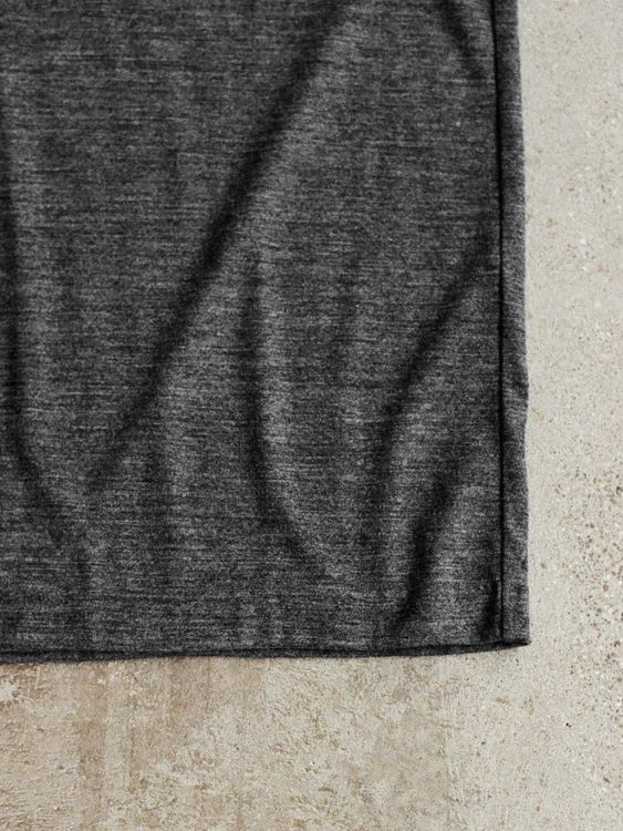 MERINO WOOL SLEEVELESS TEE