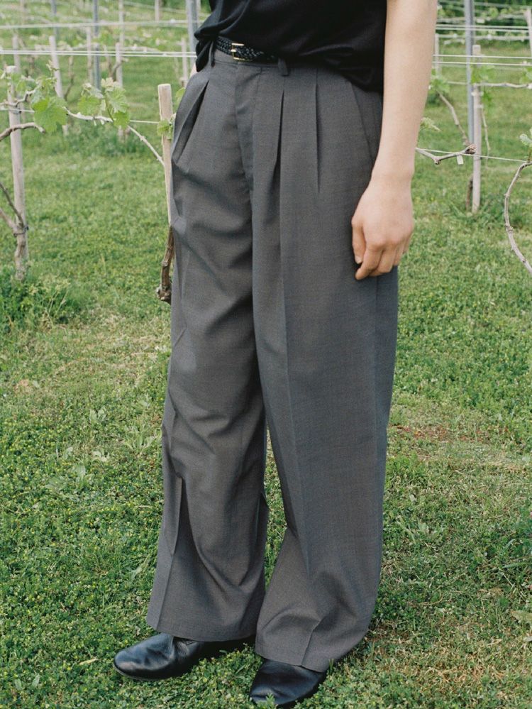 SUPER LIGHT WOOL TROUSERS