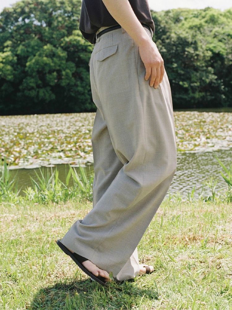 SUPER LIGHT WOOL TROUSERS