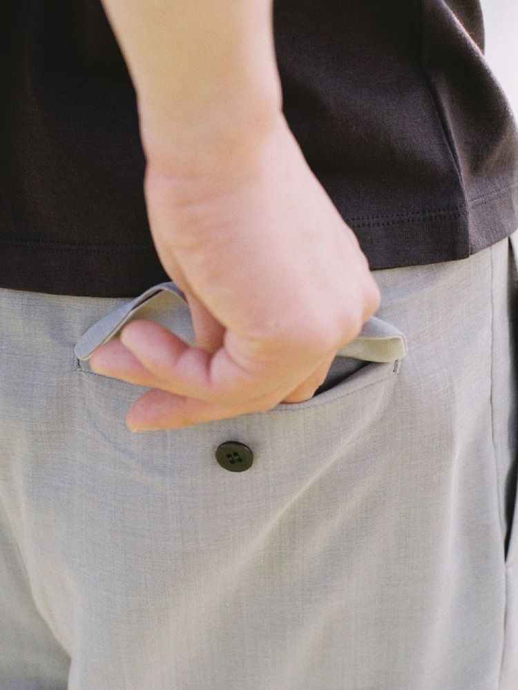 SUPER LIGHT WOOL TROUSERS