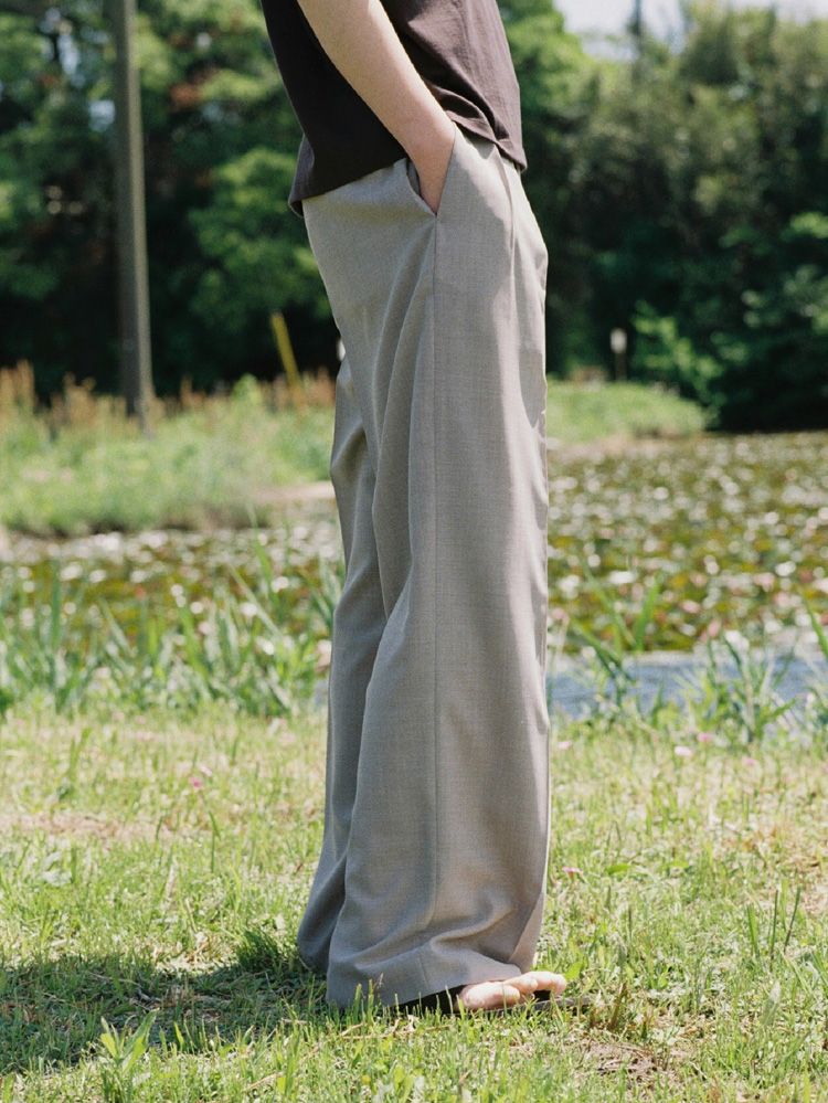 SUPER LIGHT WOOL TROUSERS