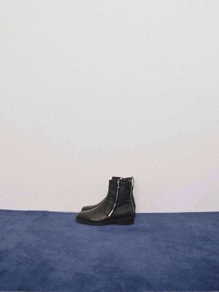 Llife SLIGHT SQUARE ZIP BOOTS