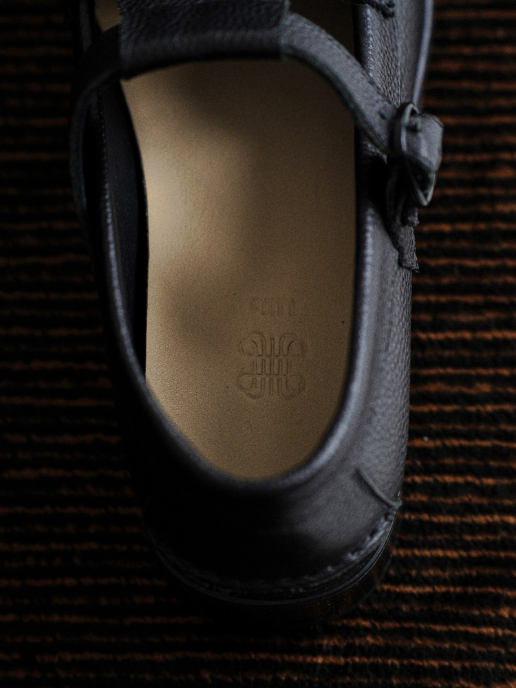 Llife LEATHER T-STRAP LOAFER