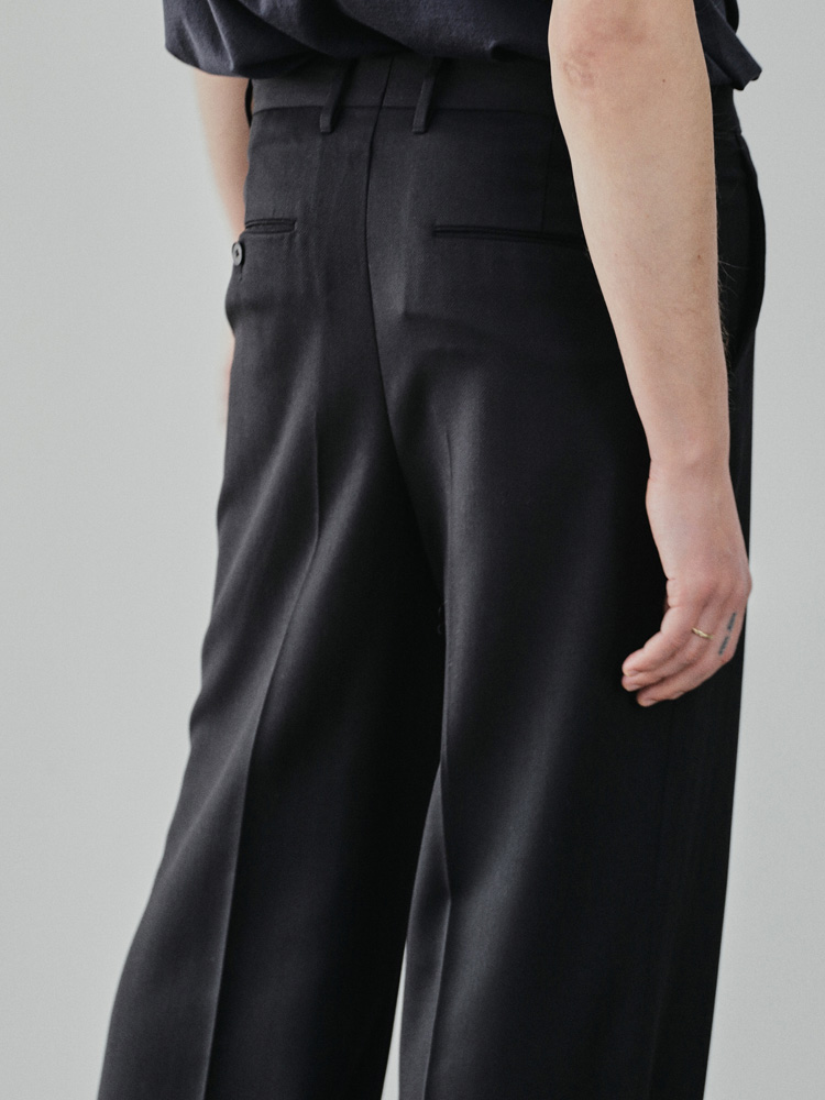 Llife KERSEY FLARE SLACKS