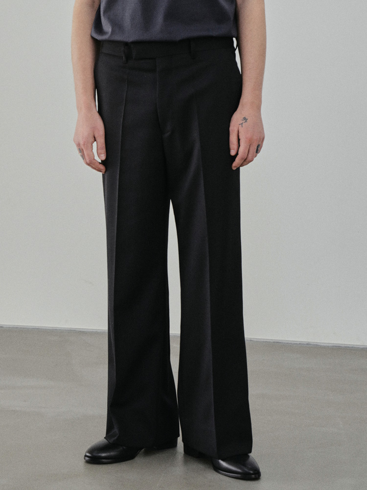 Llife KERSEY FLARE SLACKS Lサイズ Llife KERSEY FLARE SLACKS / 商品詳細ページ / LIDNM / Llife ONLINE