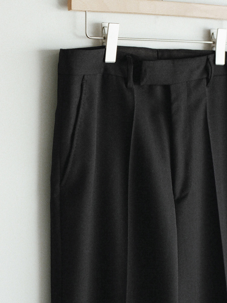 Llife KERSEY FLARE SLACKS