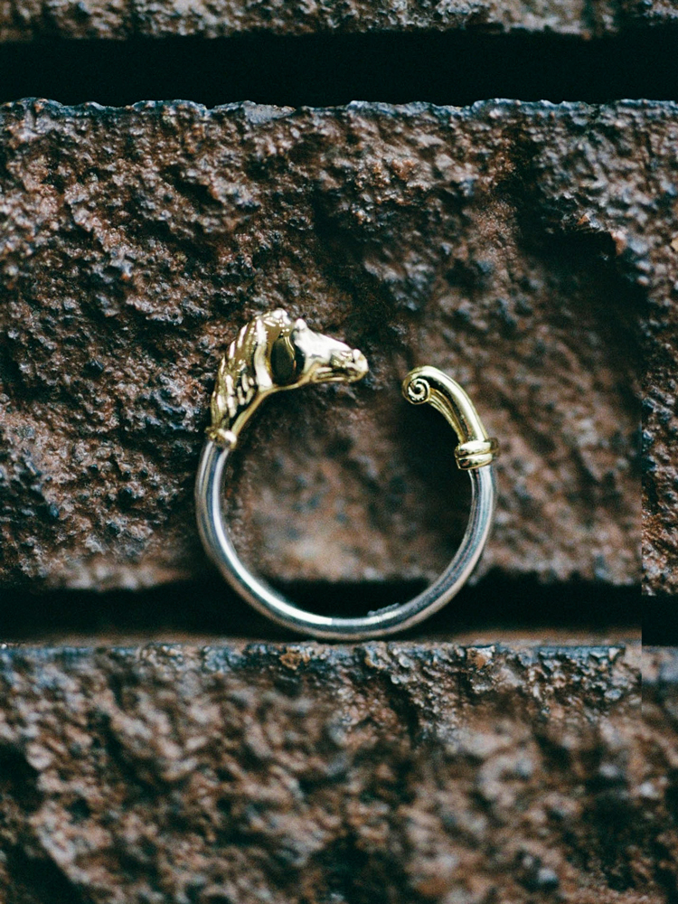 Llife CHEVAL RING
