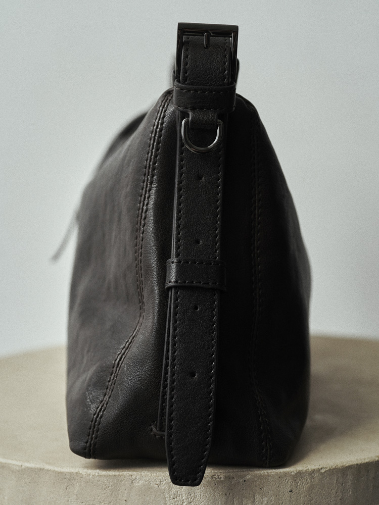 Llife COW LEATHER HOBO BAG
