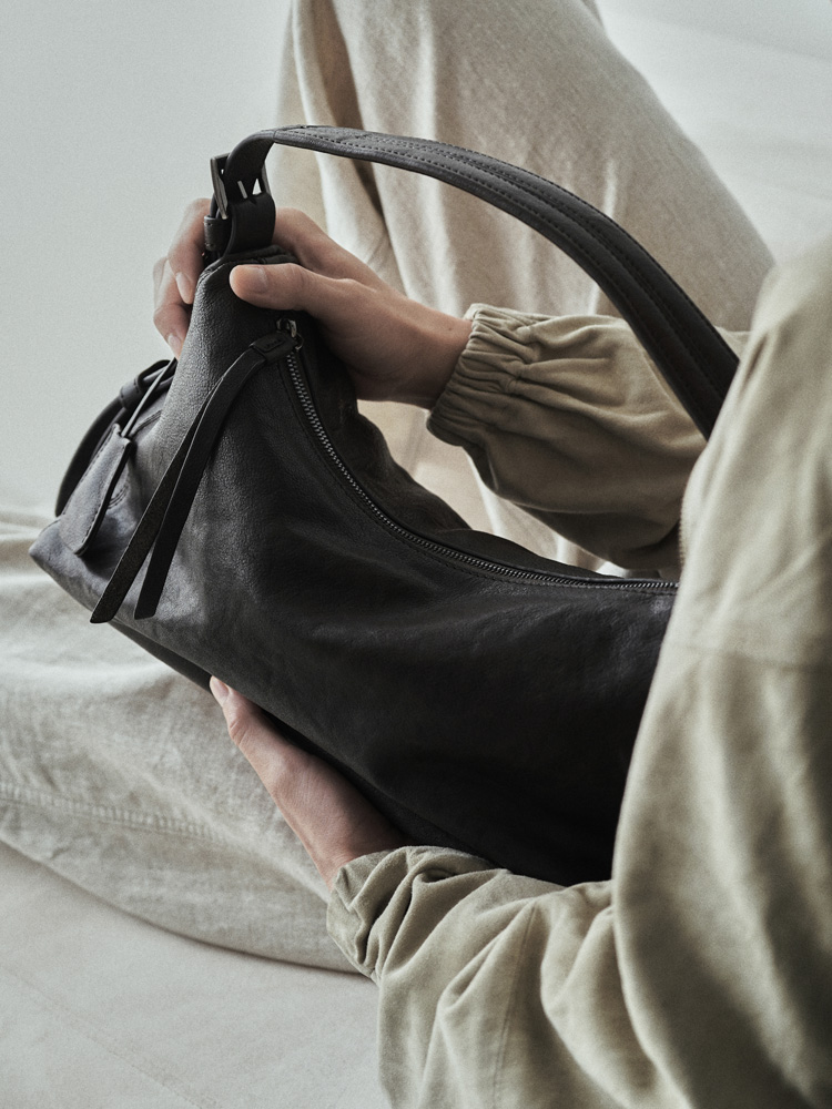 Llife COW LEATHER HOBO BAG