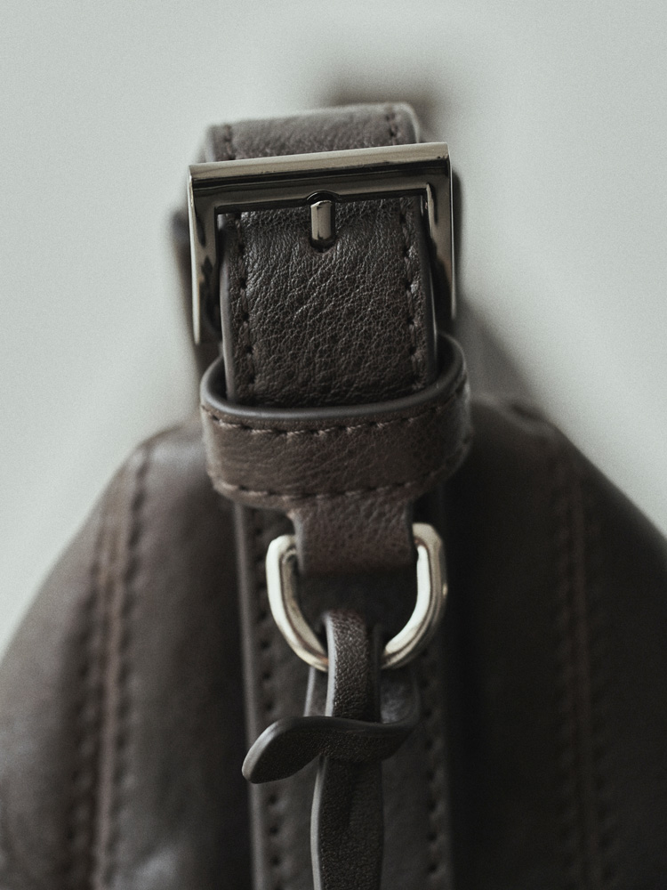 Llife COW LEATHER HOBO BAG