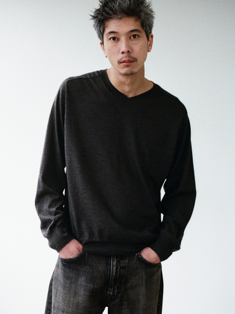 W/Si/Ca 18G V Neck Knit