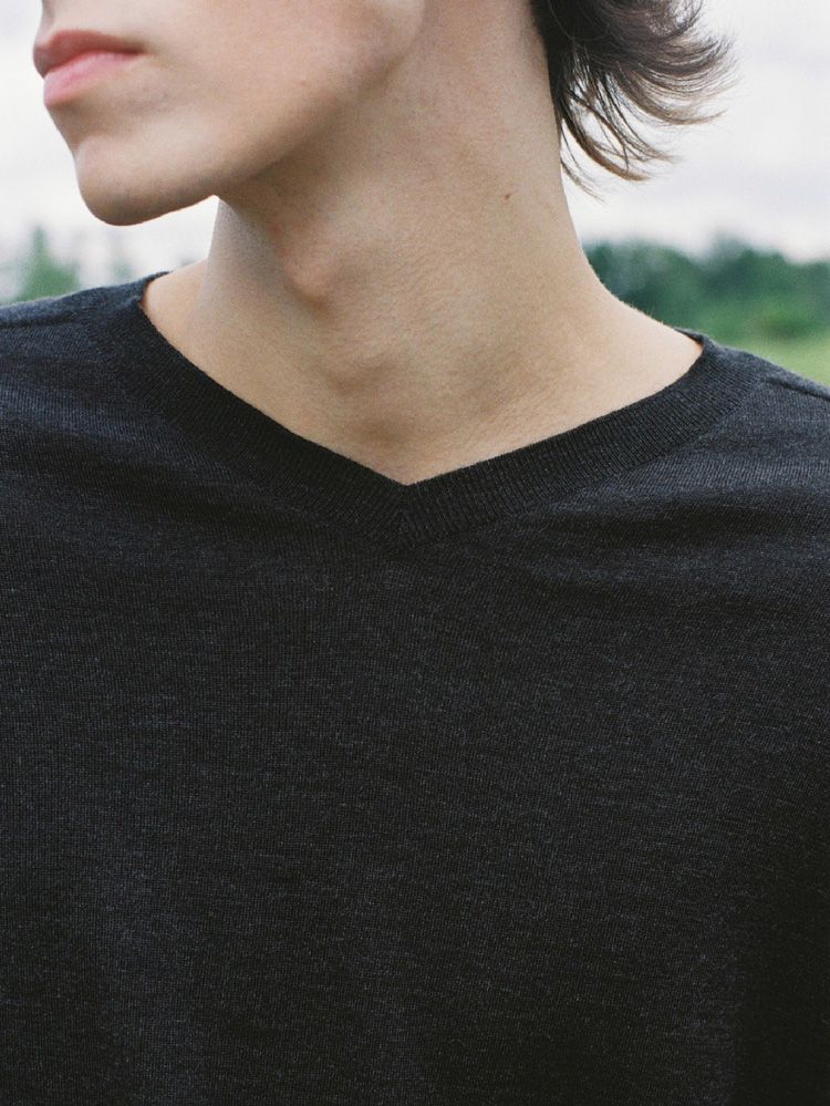 W/Si/Ca 18G V Neck Knit