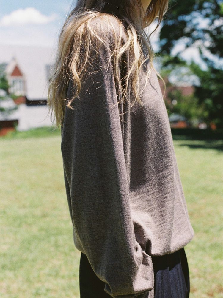 W/Si/Ca 18G V Neck Knit