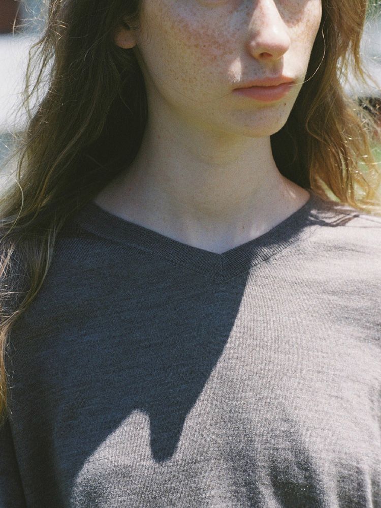 W/Si/Ca 18G V Neck Knit