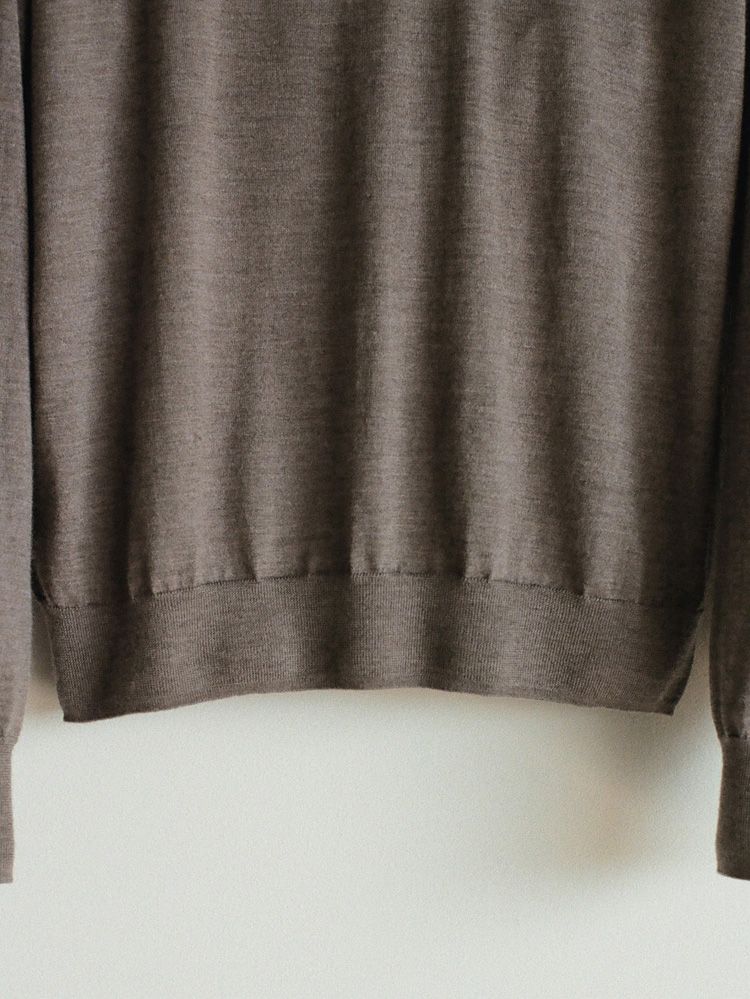 W/Si/Ca 18G V Neck Knit