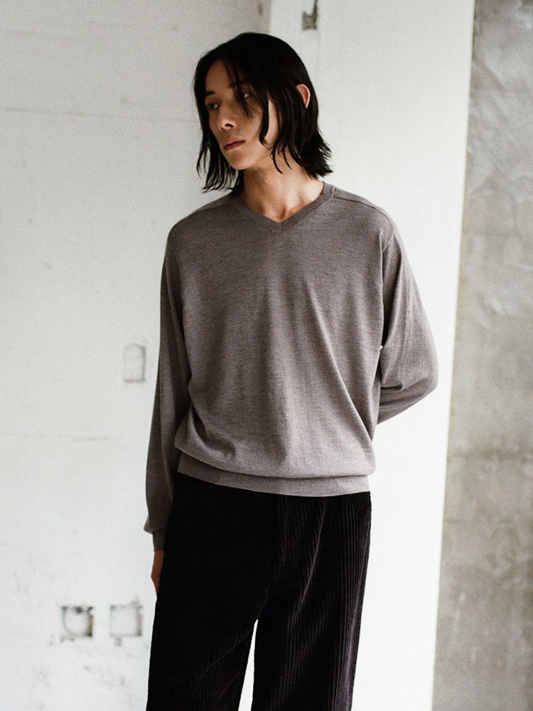 W/Si/Ca 18G V Neck Knit