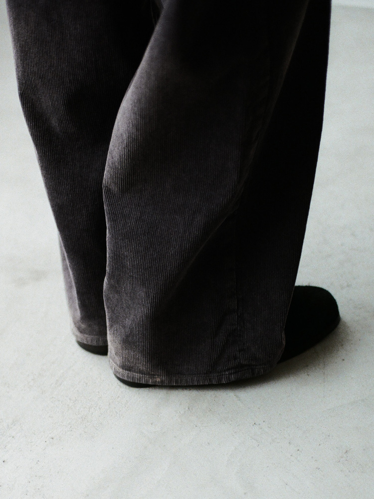 SUNBURN AGED CORDUROY PANTS