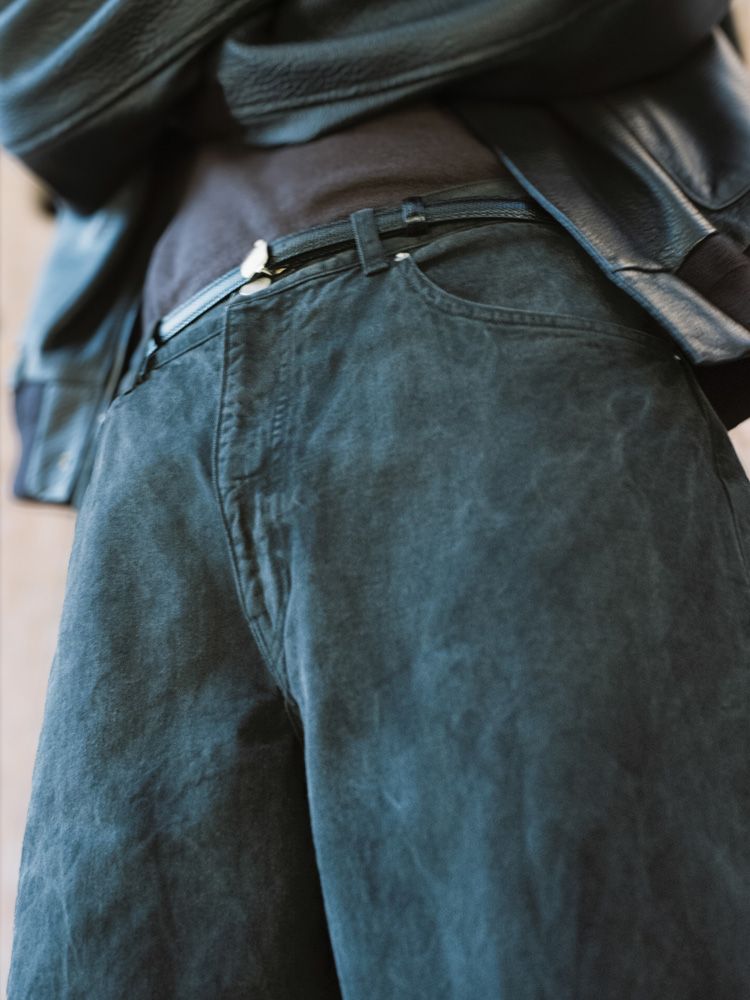 CRACK WASHED BAGGY DENIM PANTS