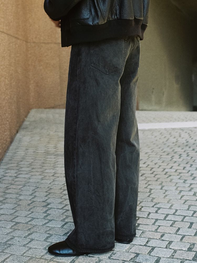 CRACK WASHED BAGGY DENIM PANTS