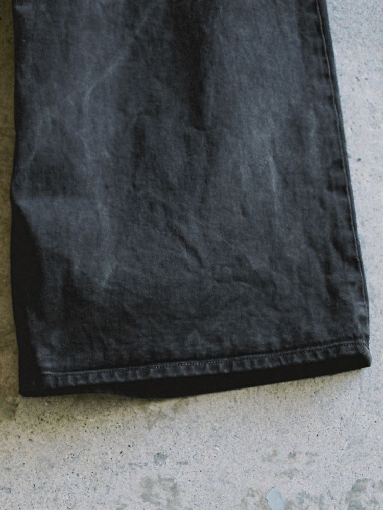 CRACK WASHED BAGGY DENIM PANTS