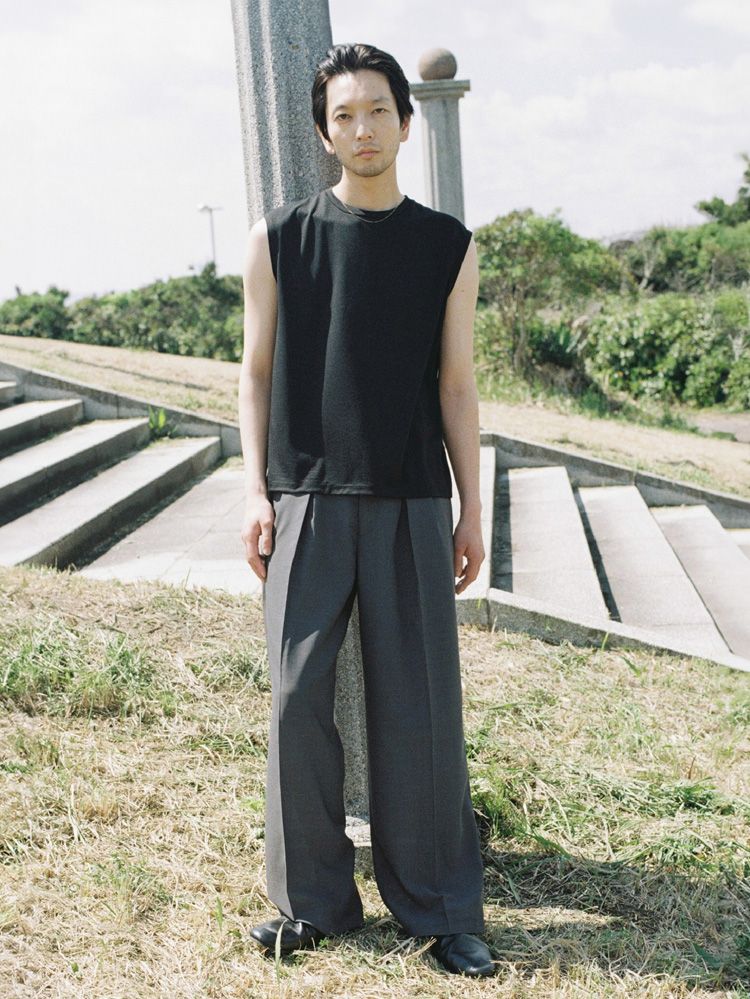 SUPER LIGHT WOOL TROUSERS