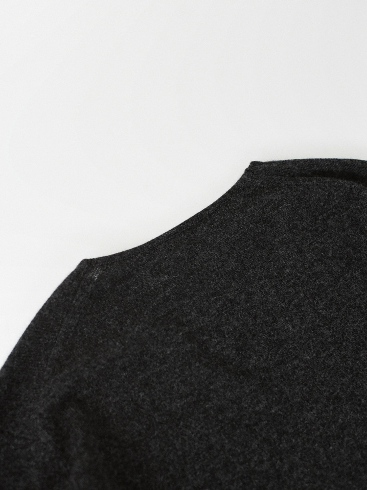 W/Ca Milled V-Neck Knit