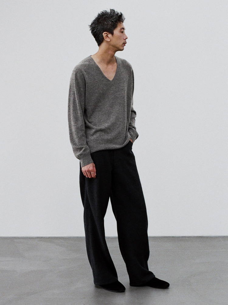W/Ca Milled V-Neck Knit