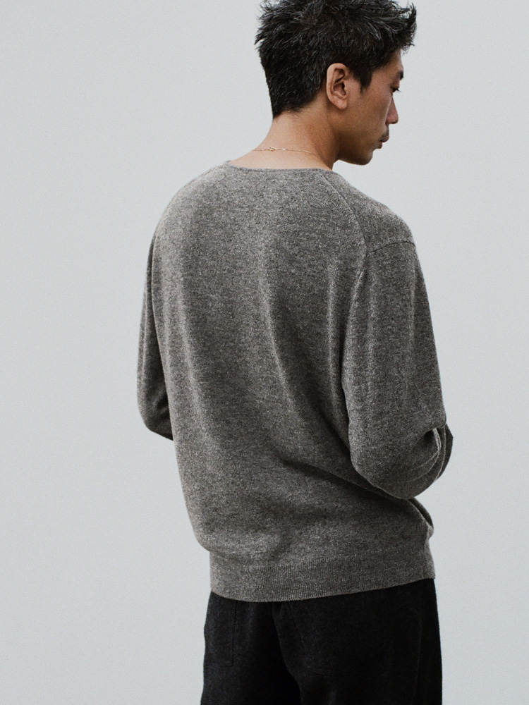 W/Ca Milled V-Neck Knit