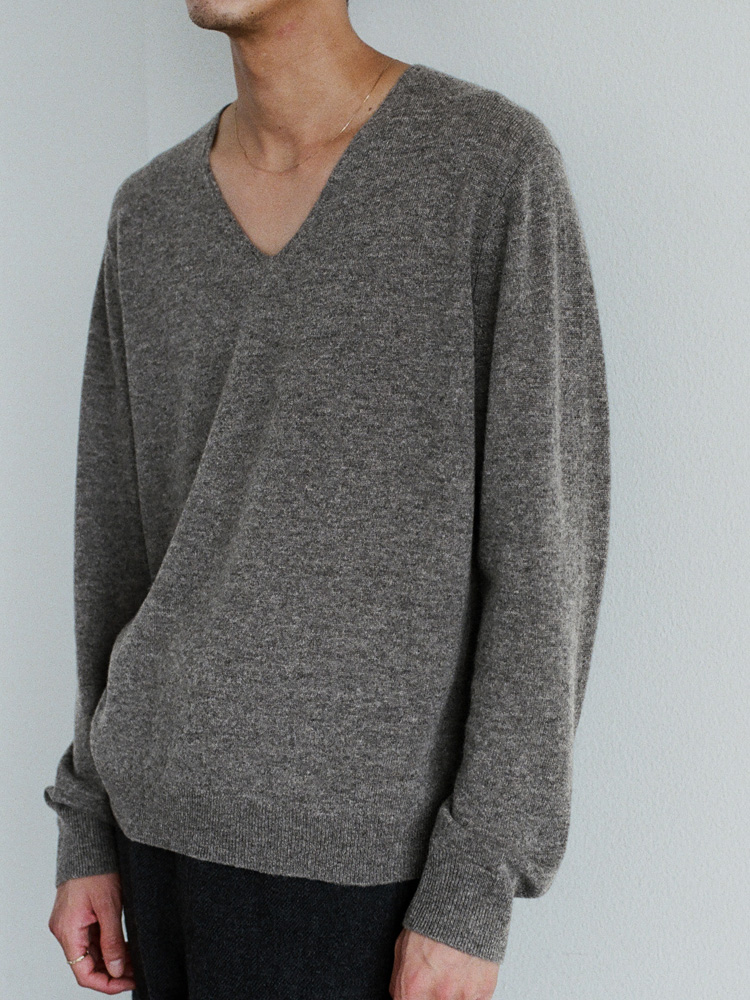 W/Ca Milled V-Neck Knit