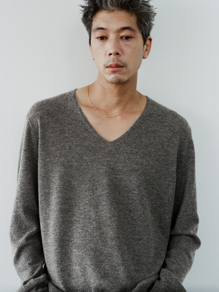 W/Ca Milled V-Neck Knit