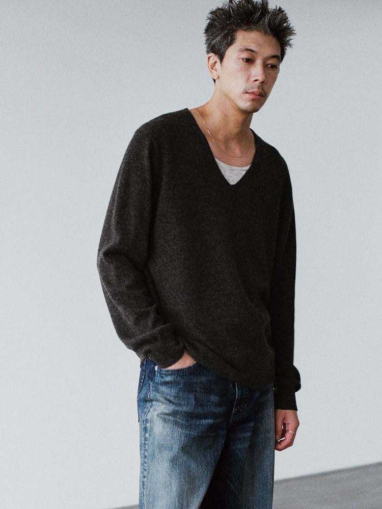 W/Ca Milled V-Neck Knit