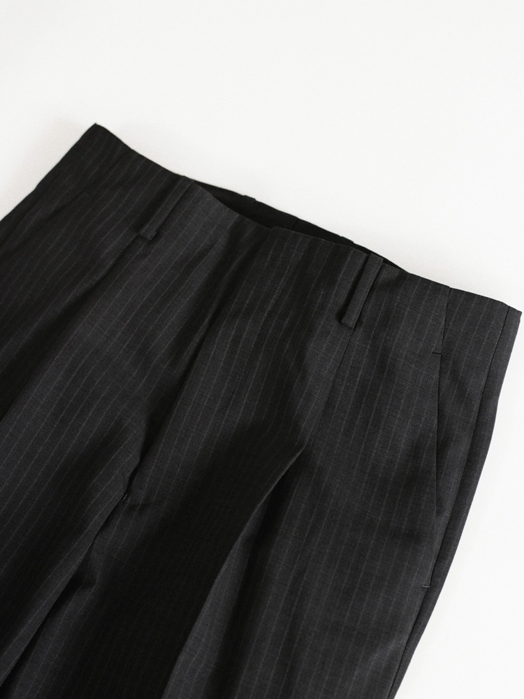 Wool Subtle Flare Slacks