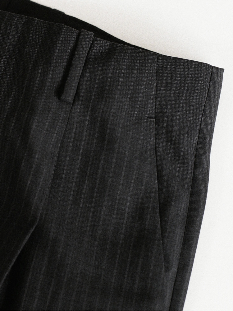 Wool Subtle Flare Slacks