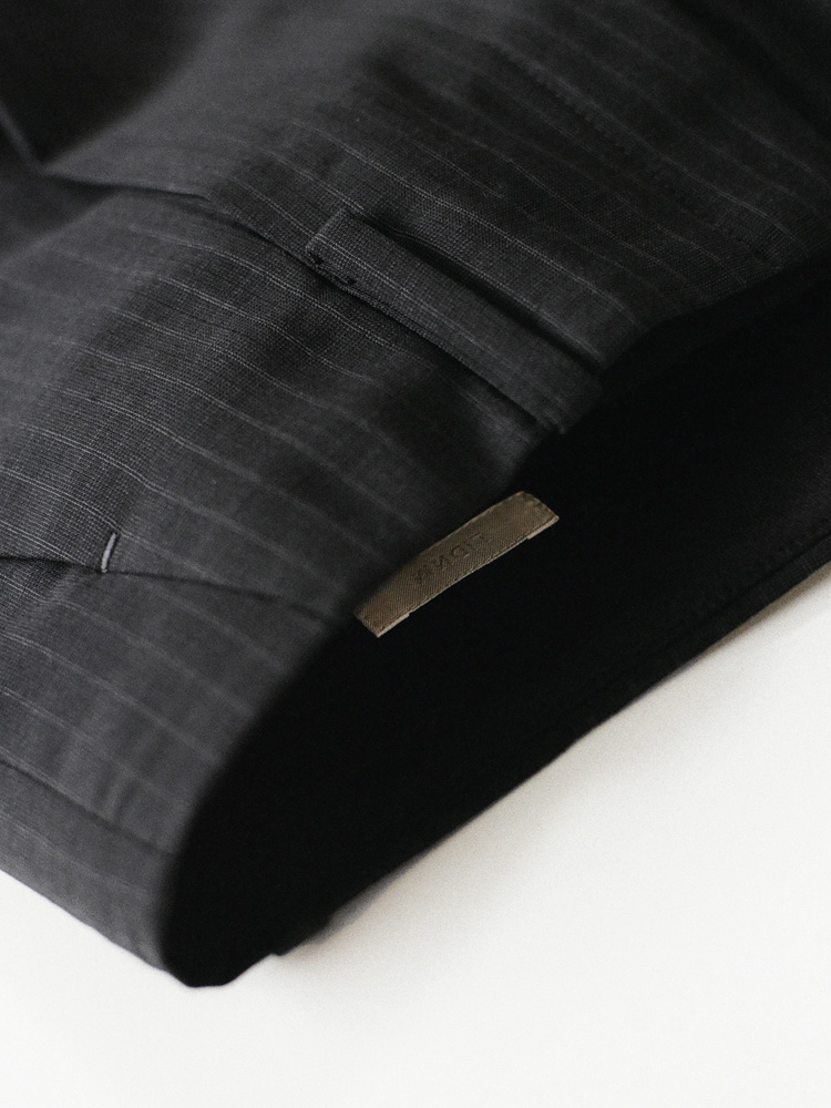 Wool Subtle Flare Slacks