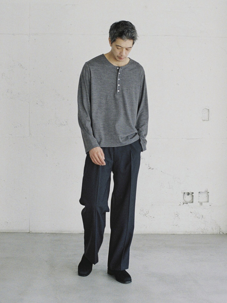 Wool Subtle Flare Slacks