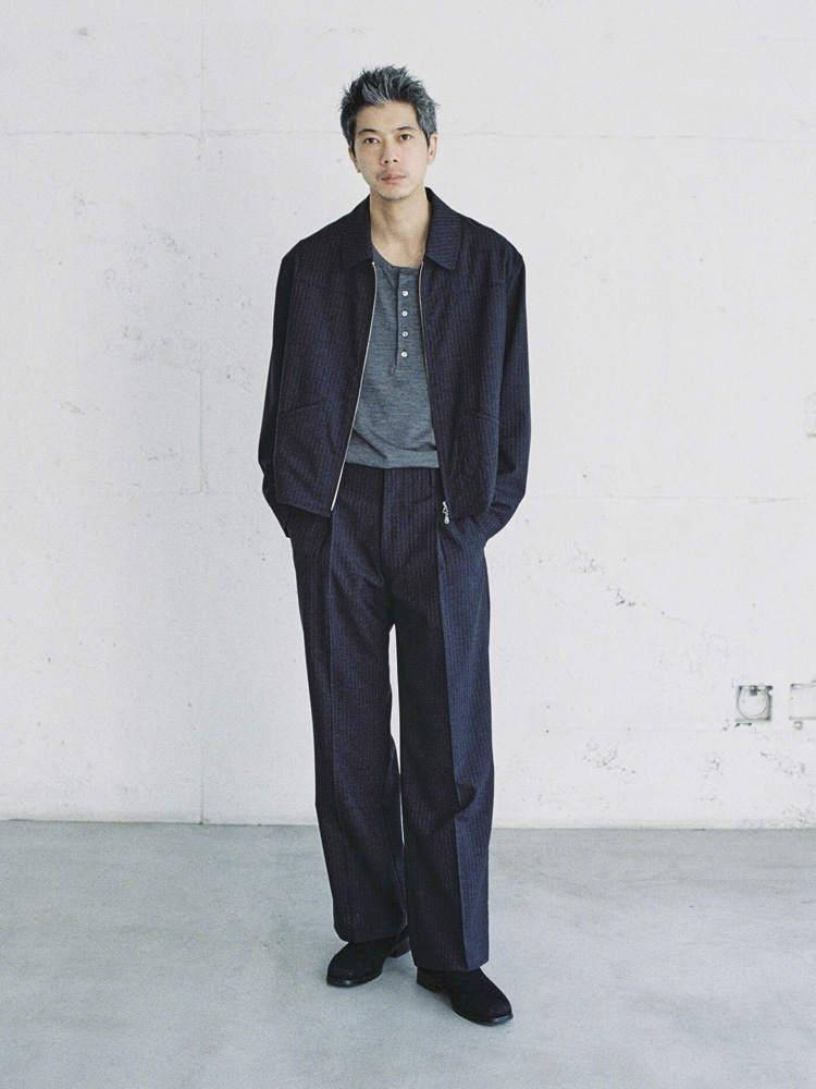Wool Subtle Flare Slacks